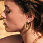 Arete Minimalista de Ondas - Imagen 4