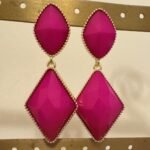 Arete geométrico fucsia, bordes Dorados - Imagen 3