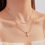 Collar de titaneo en forma de corazon Filomena