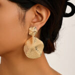 Arete de boton con aleacion de zinc Ariadna