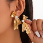 Aretes de boton con aleacion de zinc Elena