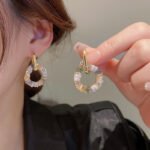 Aretes colgantes con circonita y aleacion de zinc Neda - Imagen 5